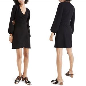 Madewell Textured and Tread black long sleeve dress